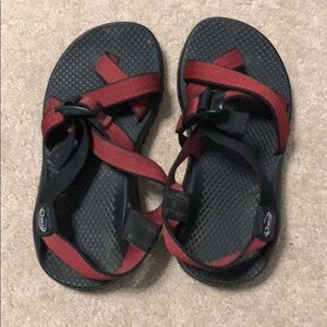 Women size 5 Chacos